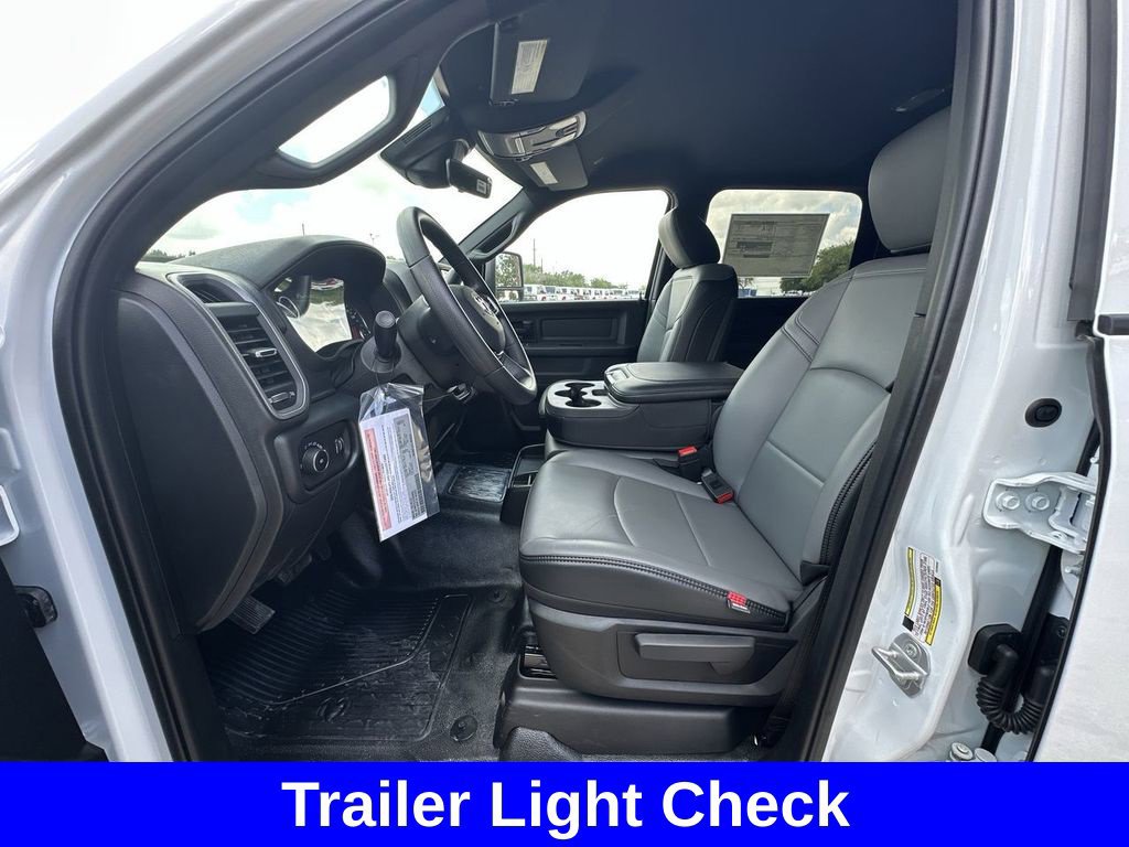 New 2026 RAM 3500 Tradesman w/ Chrome Appearance Group A AWD/4WD image 19