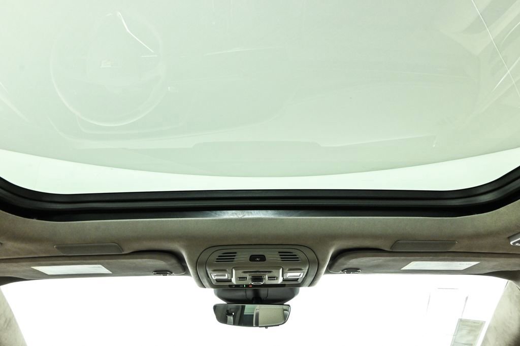 New 2024 Cadillac Escalade Sport Platinum w/ LPO, ONYX Package image 19