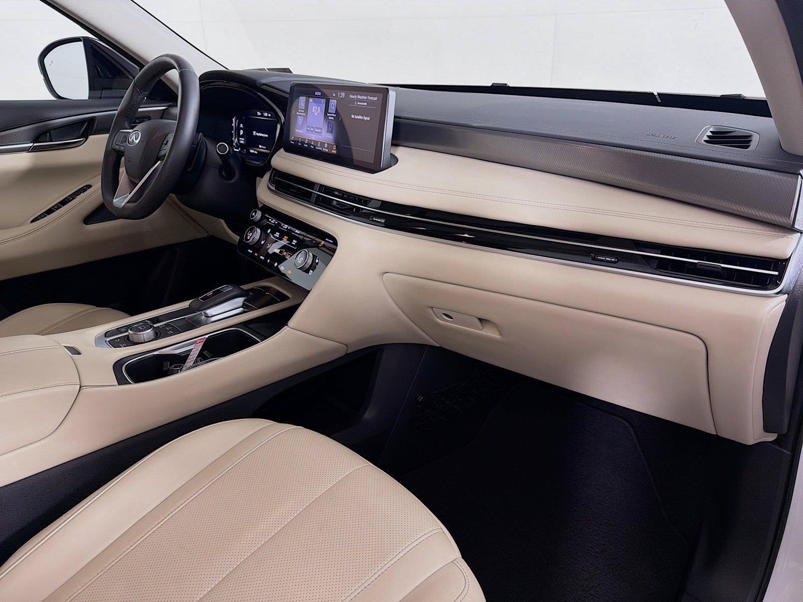Used 2023 INFINITI QX60 Luxe w/ Cargo Package AWD/4WD image 32
