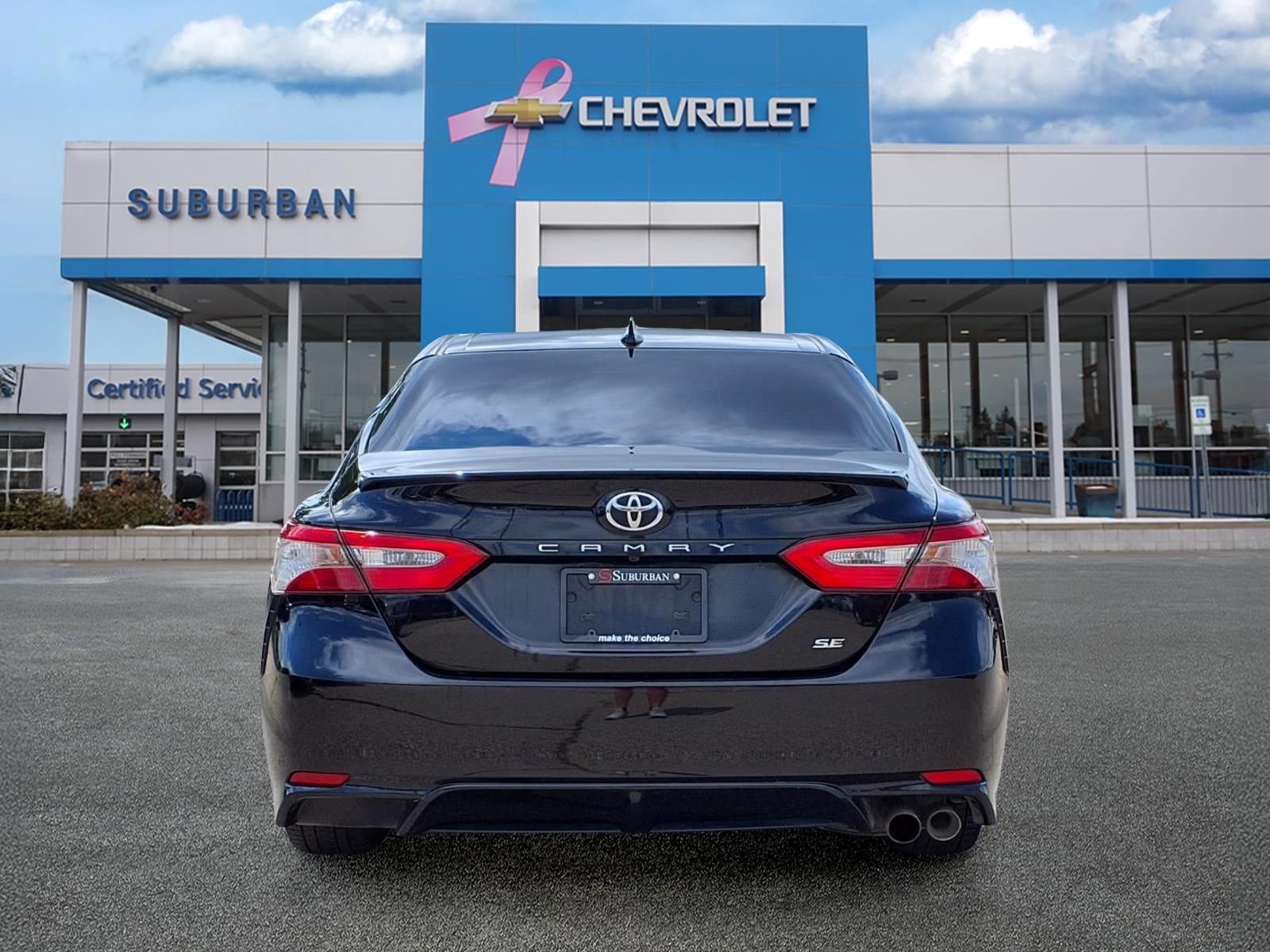 Used 2019 Toyota Camry SE FWD image 6