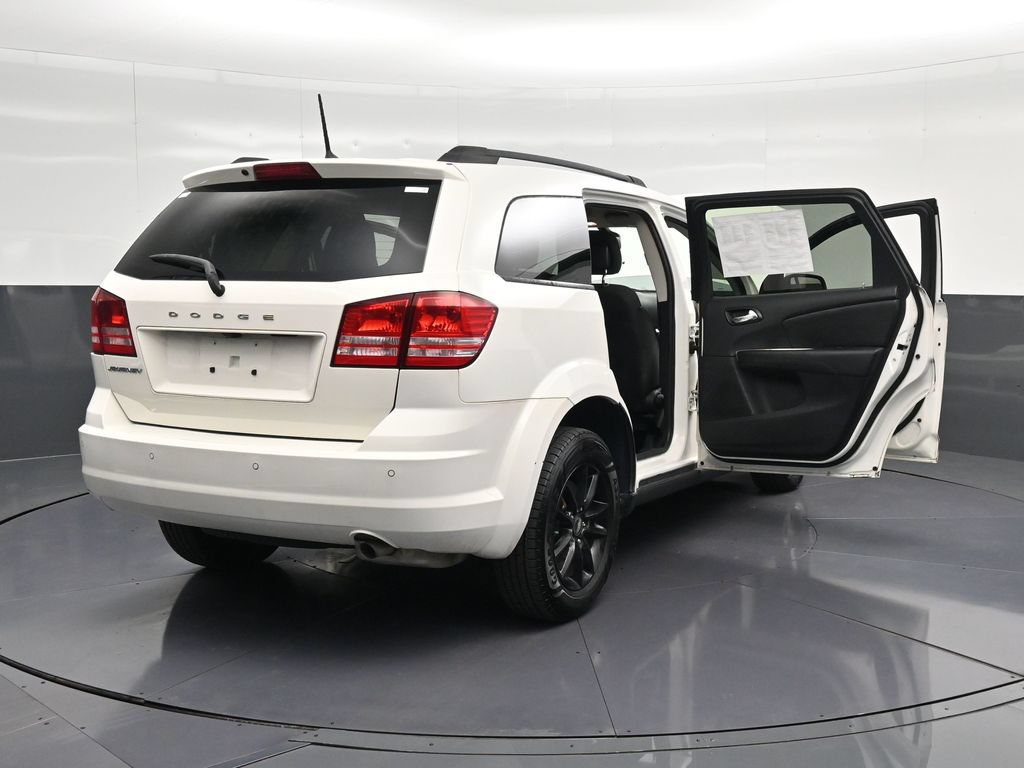Used 2020 Dodge Journey SE w/ Blacktop Package FWD image 38