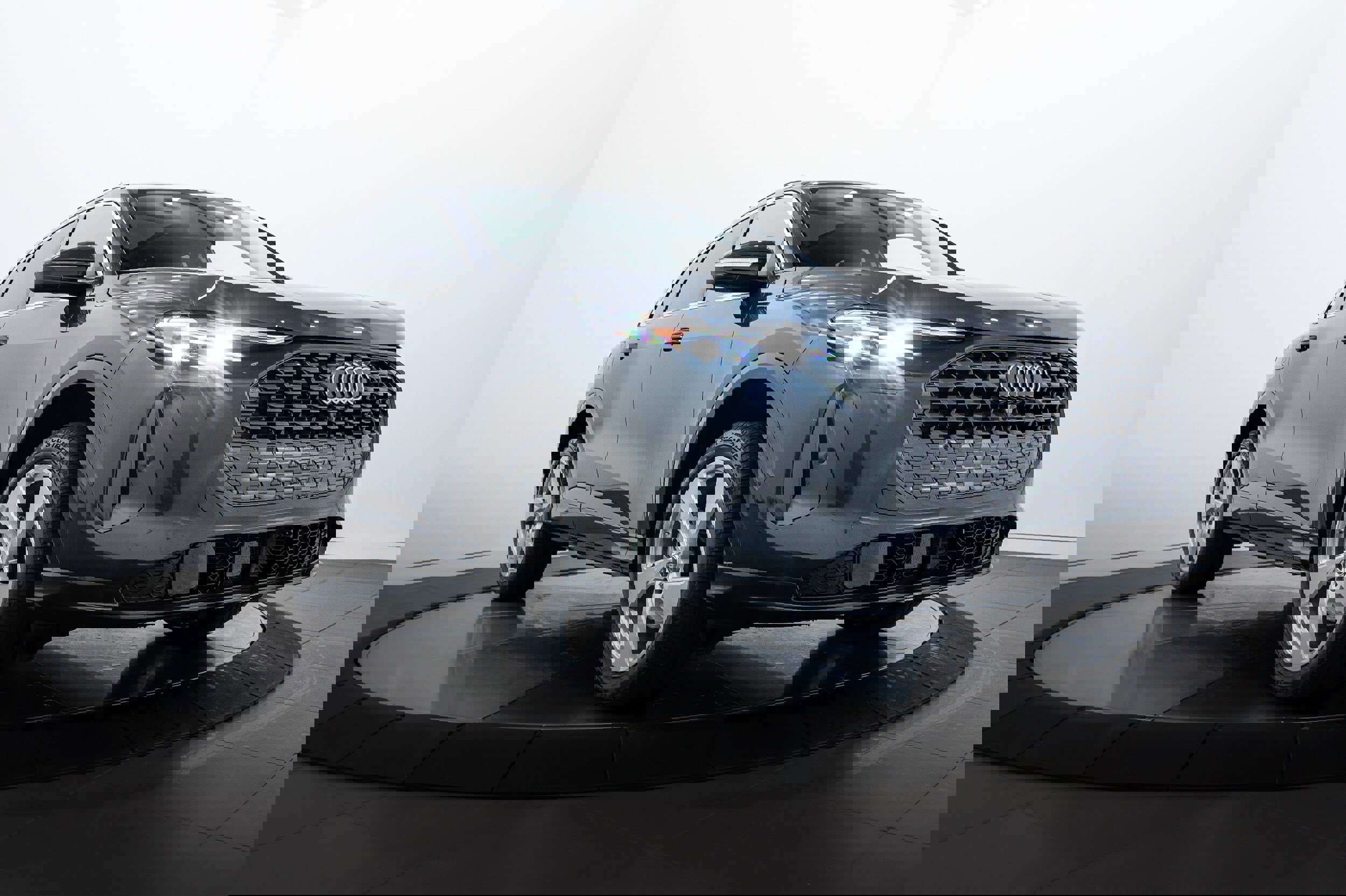 New 2025 Audi Q5 Premium Plus w/ Premium Plus