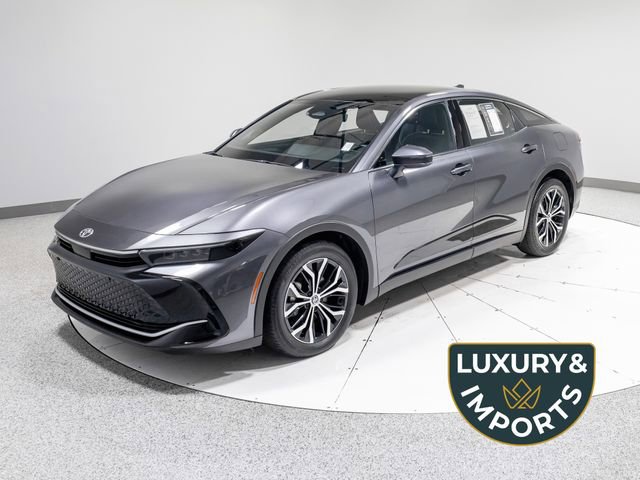 Used 2023 Toyota Crown Limited AWD/4WD image 1