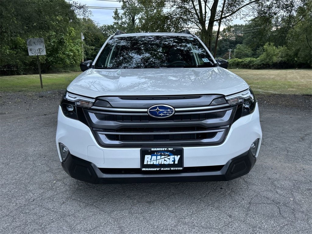 Certified 2025 Subaru Forester Premium image 3