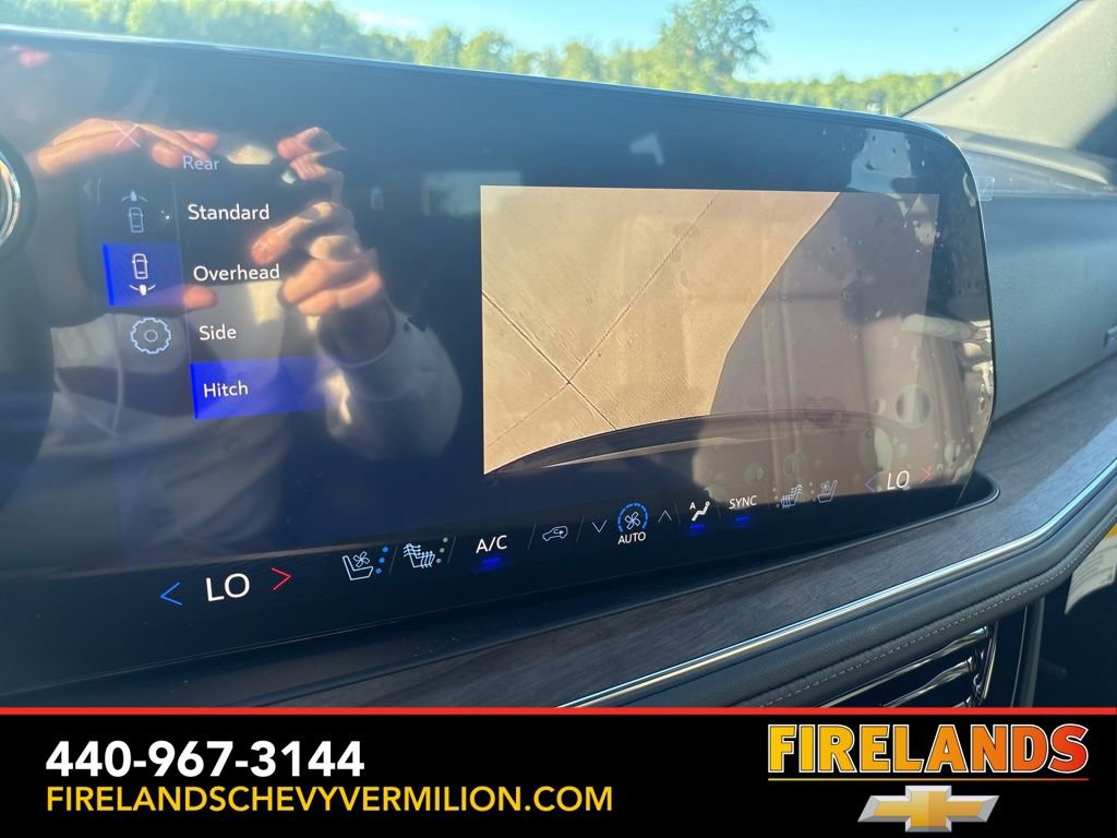 New 2026 Chevrolet Suburban High Country w/ Sun And Tow Package image 28