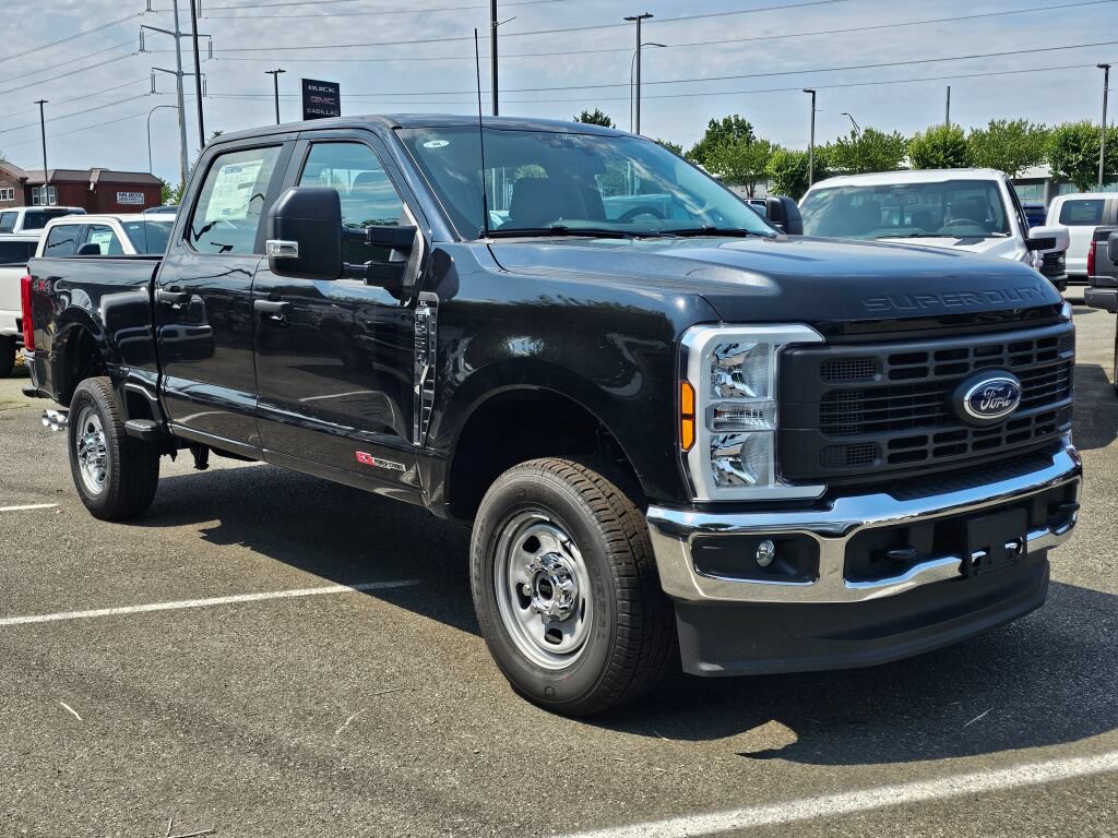 New 2026 Ford F350 XL w/ XL Chrome Package AWD/4WD image 3