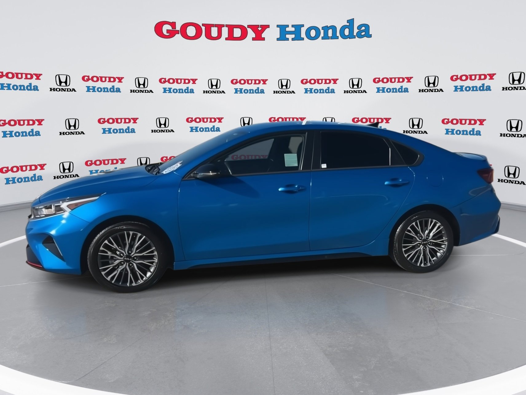 Used 2023 Kia Forte GT-Line w/ GT-Line Technology Package image 5