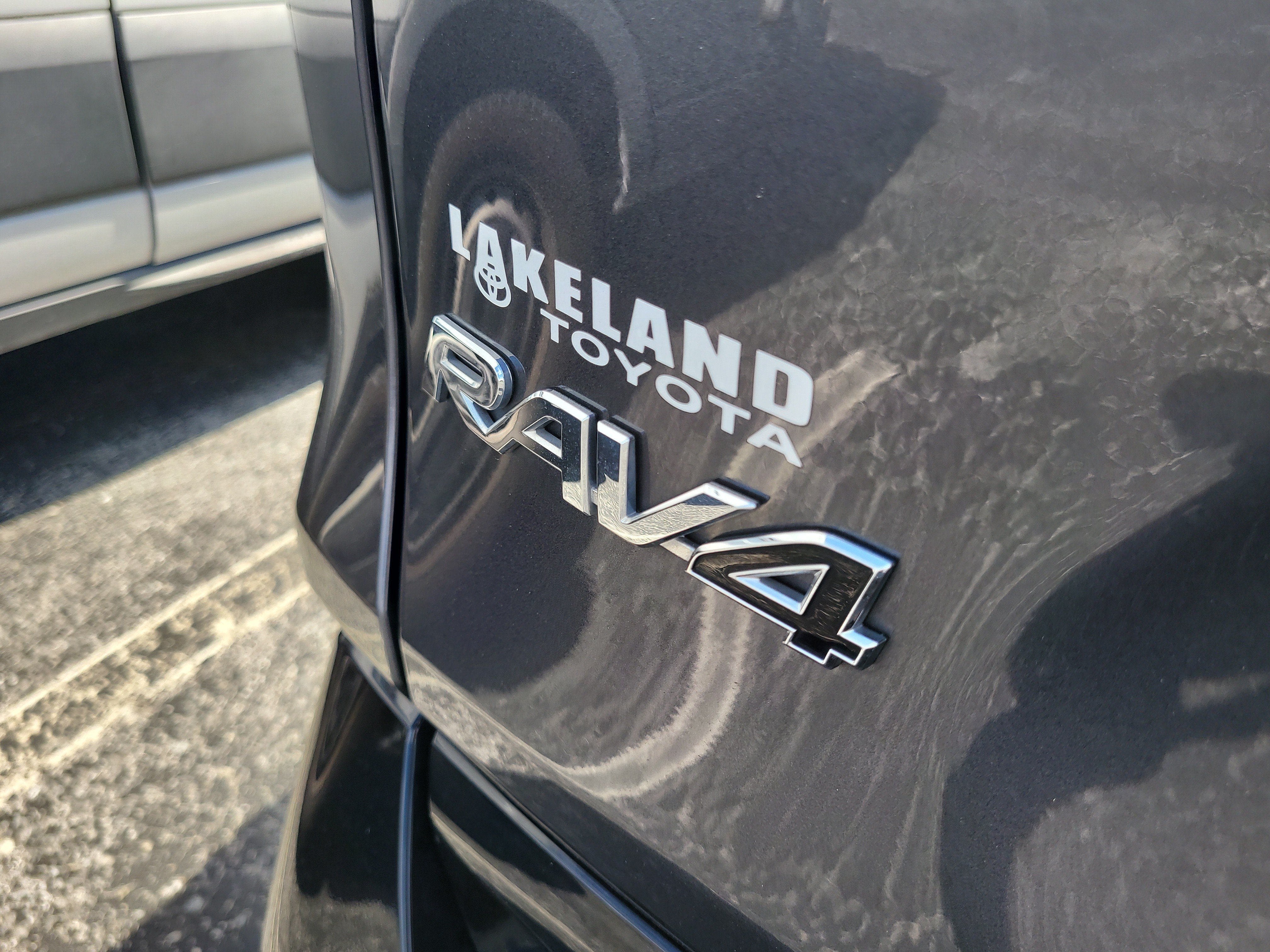 Used 2024 Toyota RAV4 XSE AWD/4WD image 11