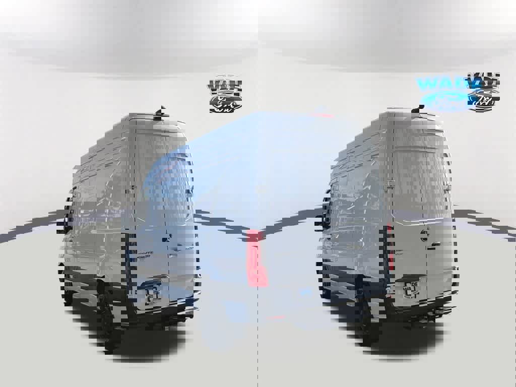 Used 2025 Mercedes-Benz Sprinter 2500 image 7