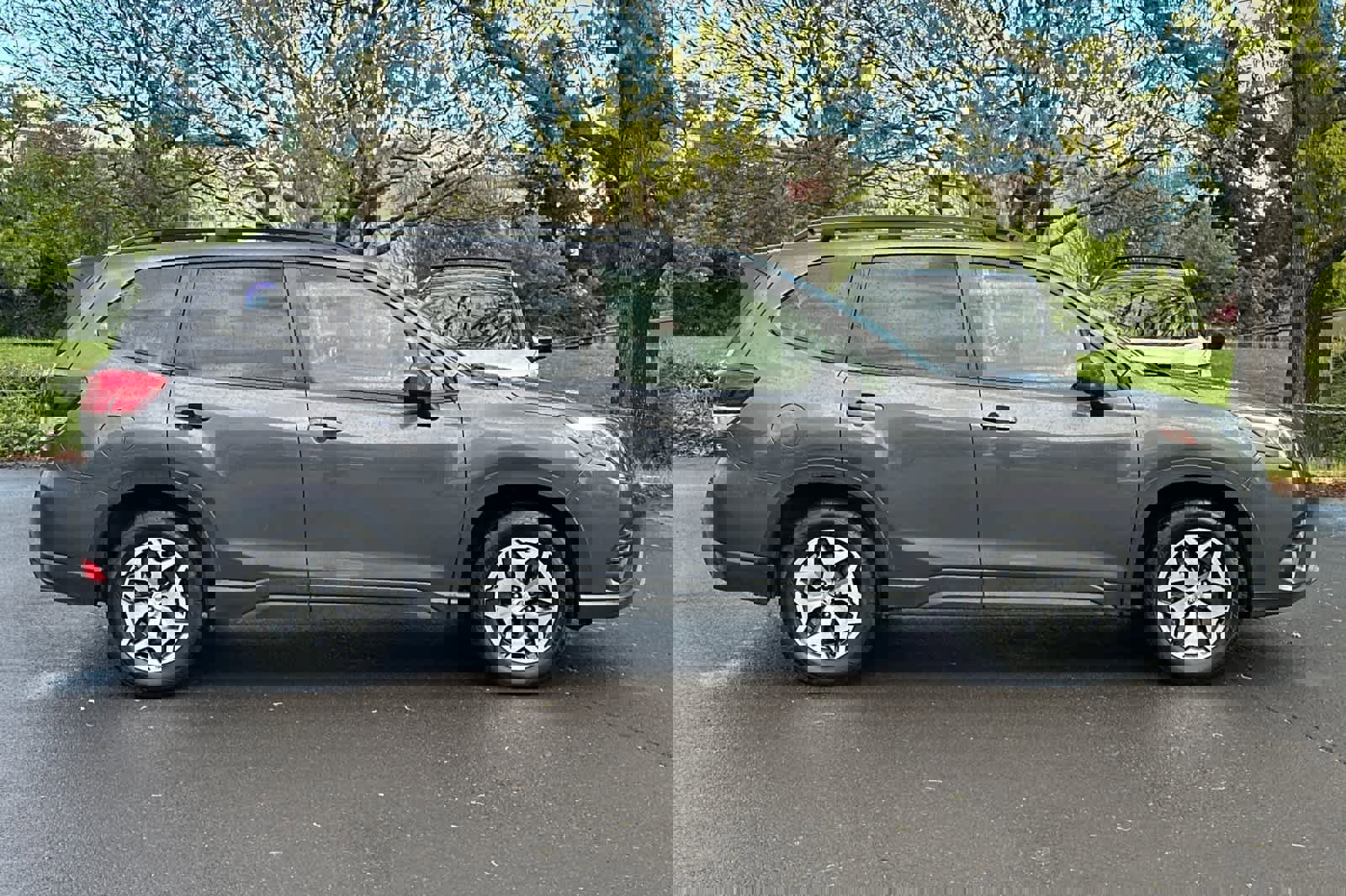 Used 2024 Subaru Forester Premium AWD/4WD image 8