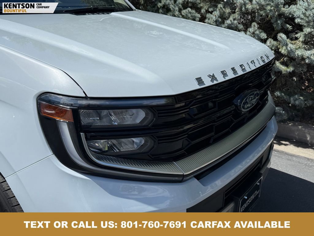 Used 2025 Ford Expedition Platinum image 14