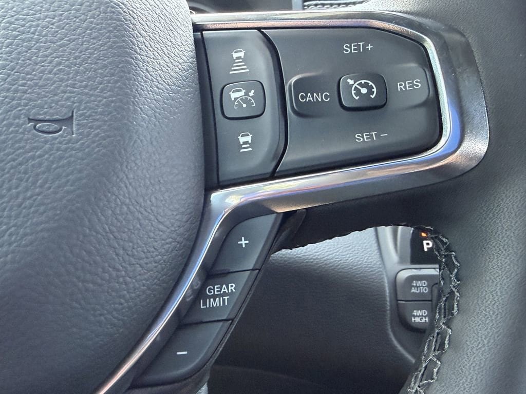 Used 2026 RAM 1500 Laramie AWD/4WD image 34