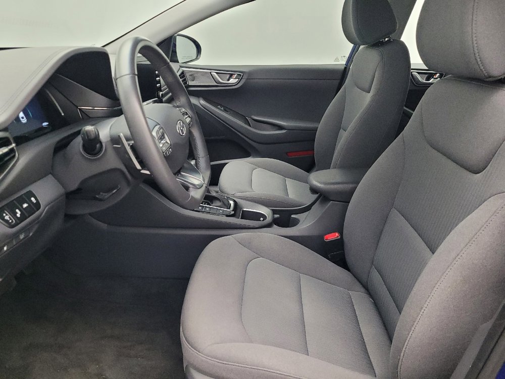 Used 2021 Hyundai Ioniq SE FWD image 17