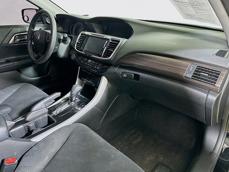 Used 2016 Honda Accord EX image 30