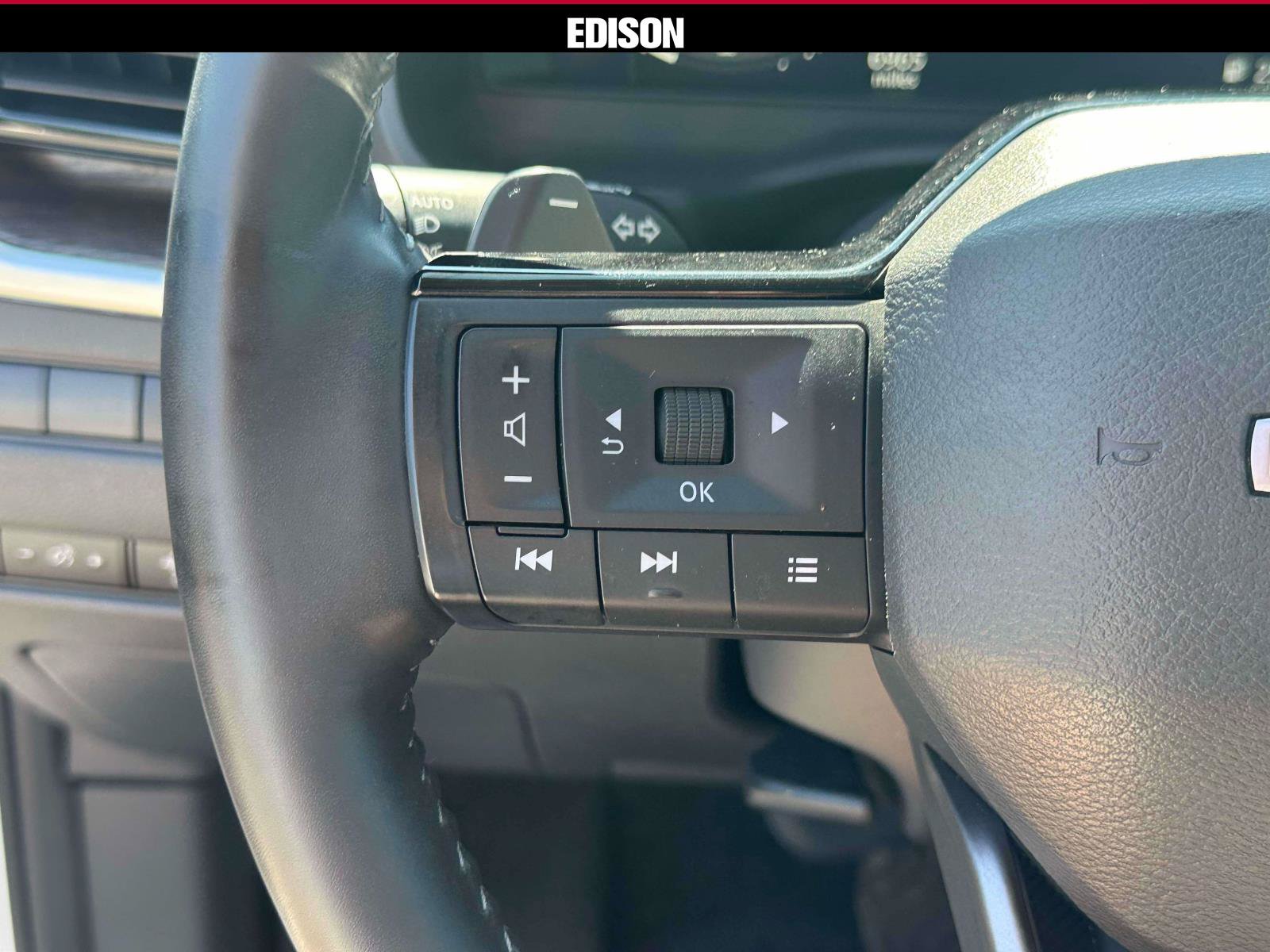 Used 2025 Nissan Rogue Platinum w/ Platinum Premium Package AWD/4WD image 22