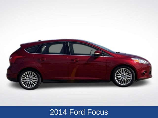Used 2014 Ford Focus Titanium FWD image 2
