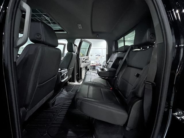 Used 2025 GMC Sierra 2500 Denali w/ Technology Package AWD/4WD image 12
