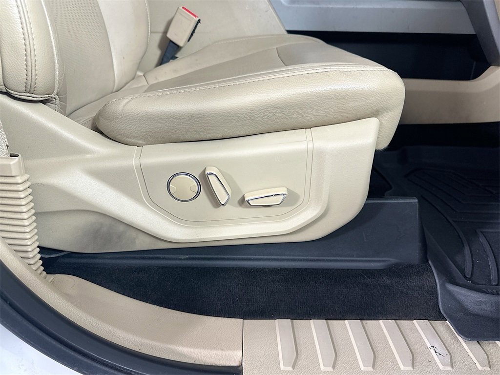 Used 2017 Ford F250 Lariat w/ FX4 Off-Road Package image 24