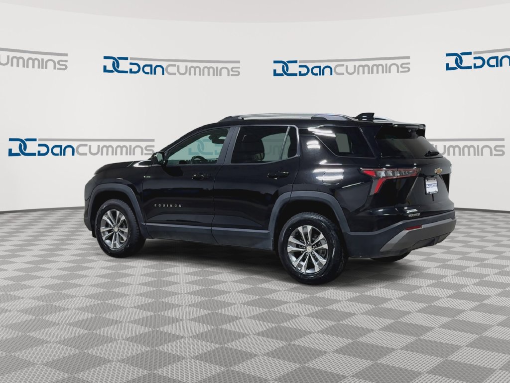 Used 2025 Chevrolet Equinox LT w/ Convenience Package II FWD image 7