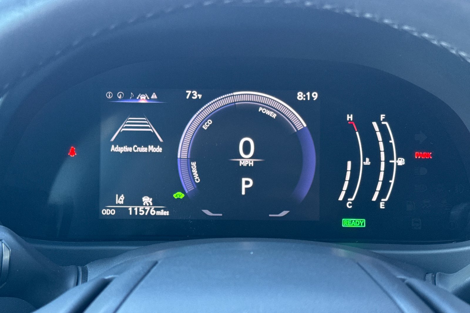 Used 2025 Lexus UX 300h FWD w/ Accessory Package (Z2) image 28