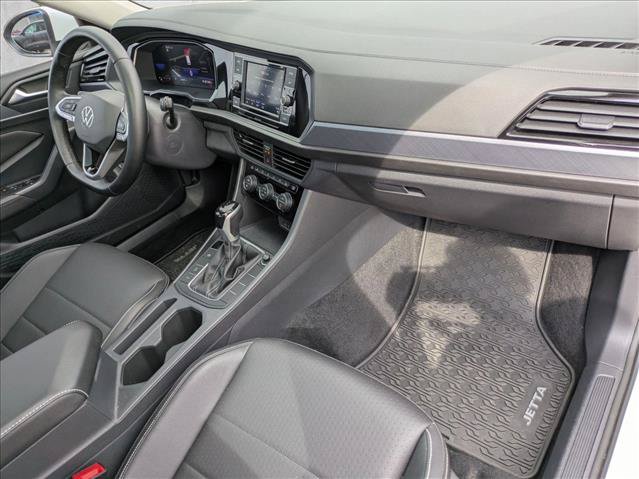 Used 2023 Volkswagen Jetta SE FWD image 21