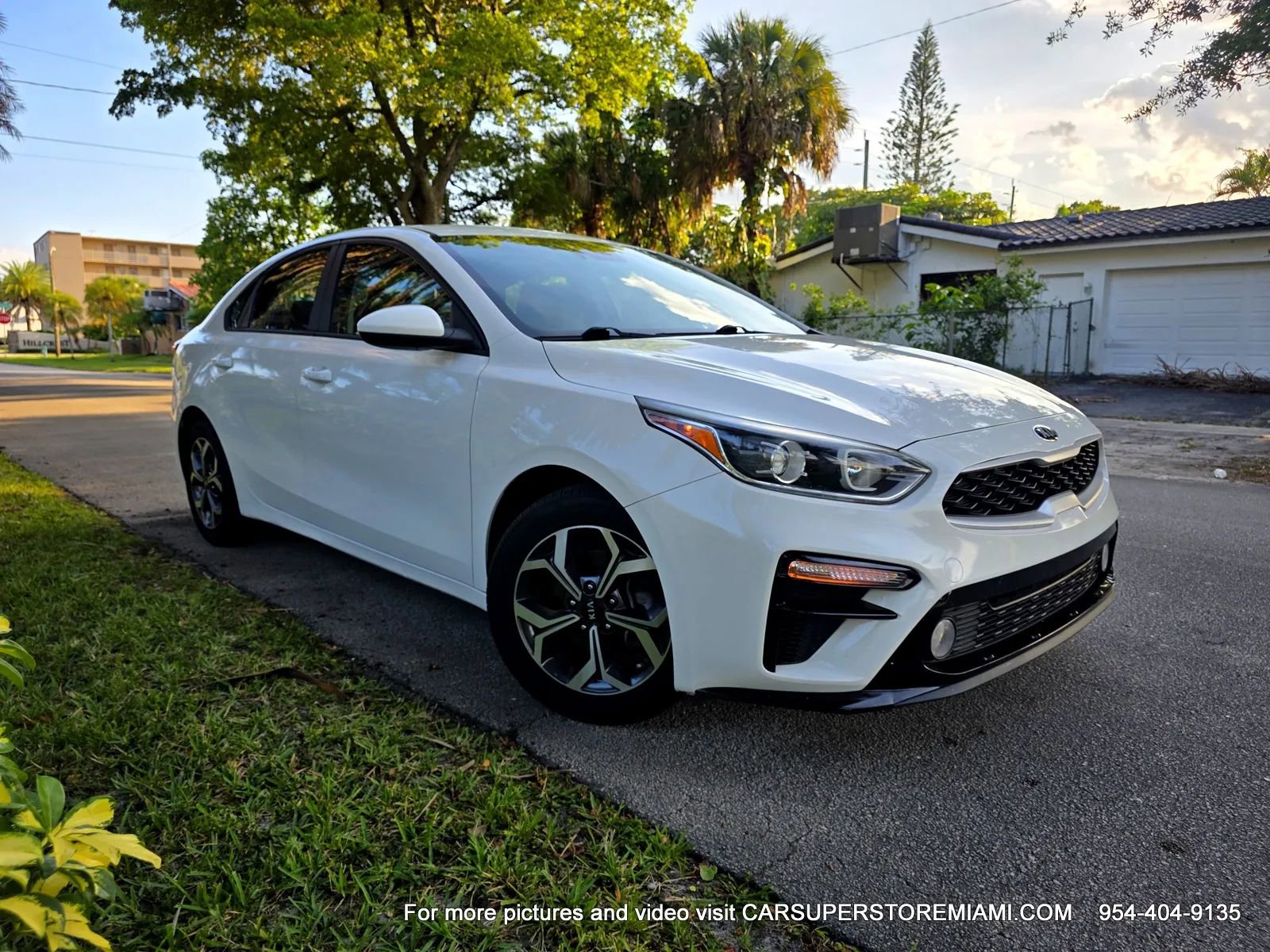 Used 2020 Kia Forte LXS FWD image 15