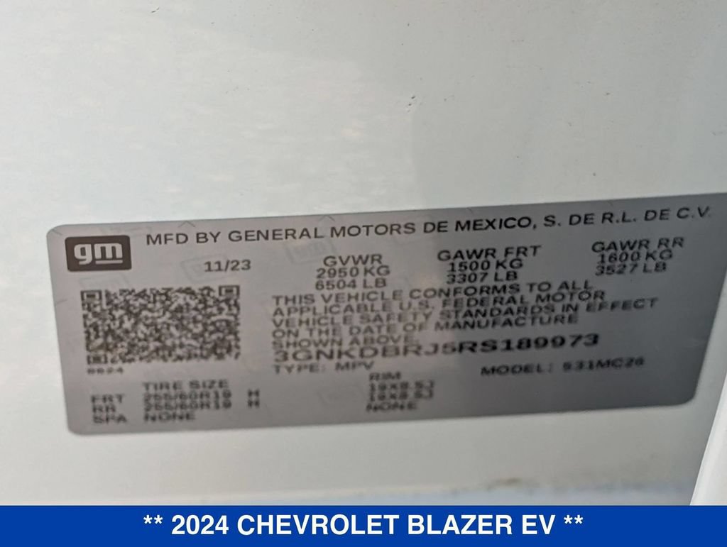 Used 2024 Chevrolet Blazer EV LT AWD/4WD image 33