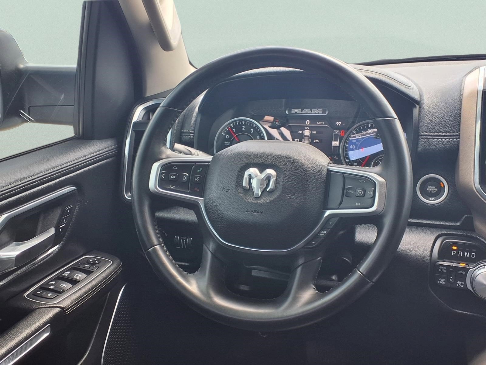Used 2022 RAM 1500 Laramie AWD/4WD image 11