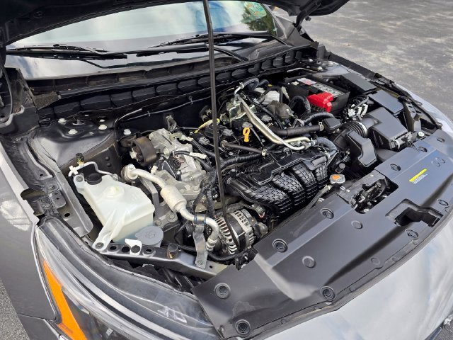 Used 2025 Nissan Altima 2.5 SV FWD image 27
