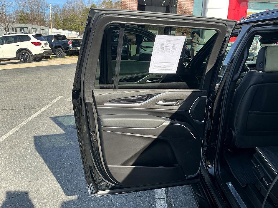Used 2023 Cadillac Escalade ESV Sport image 23