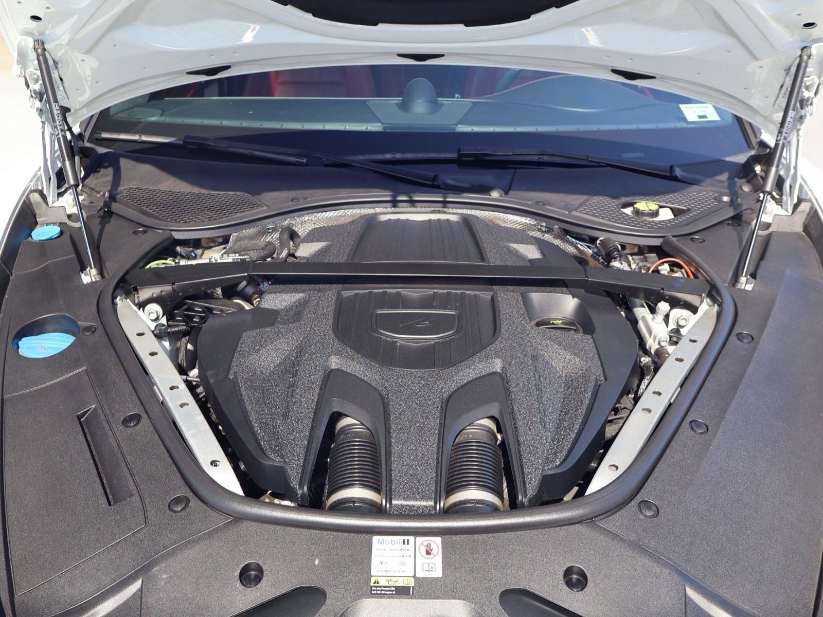 Certified 2022 Porsche Panamera 4 w/ Premium Package image 30