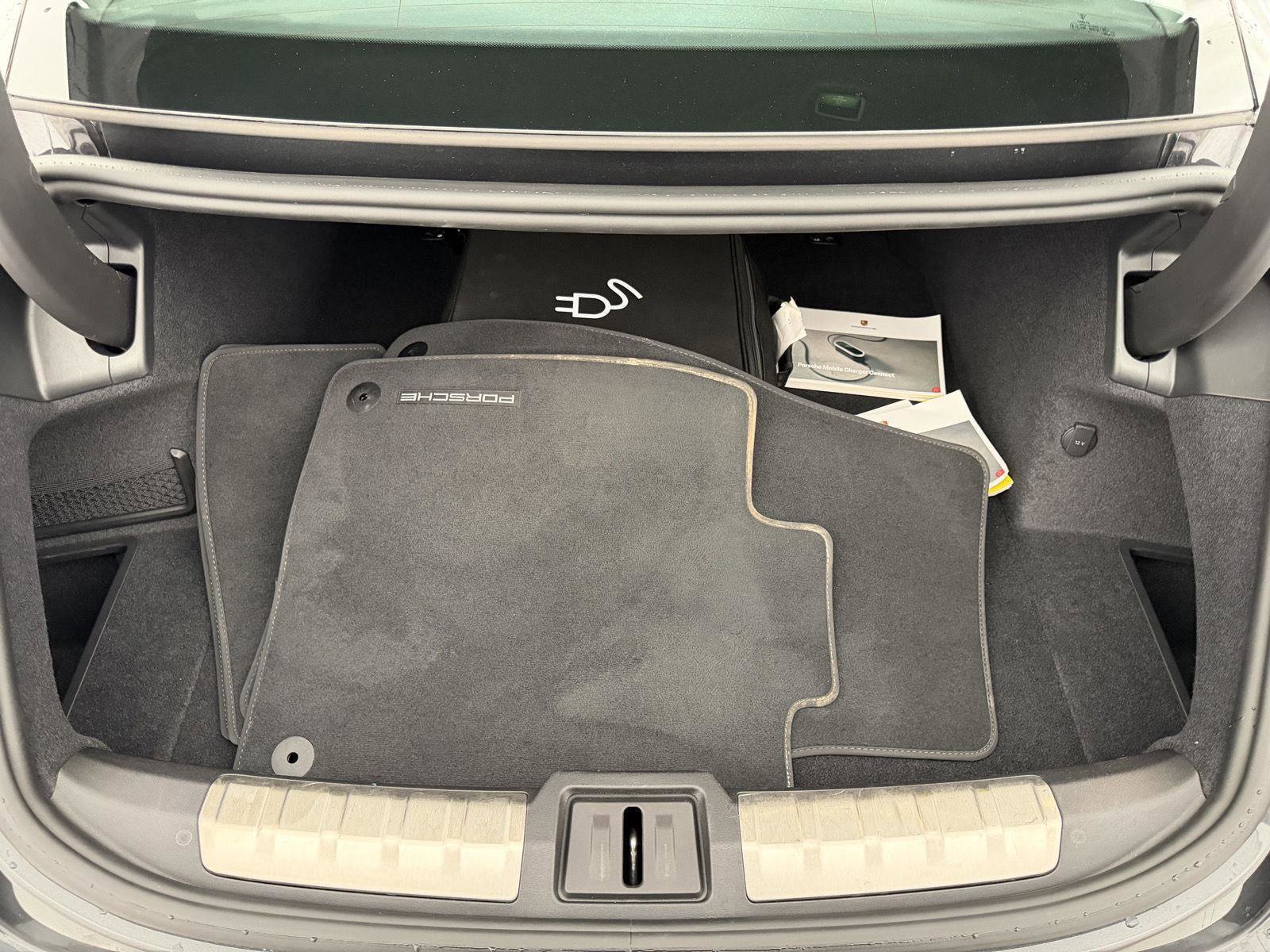 Used 2021 Porsche Taycan 4S image 26