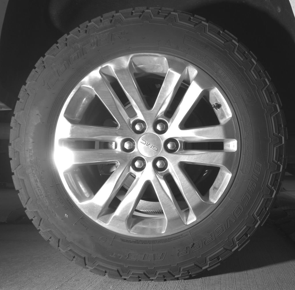 Used 2018 GMC Canyon SLT w/ Driver Alert Package AWD/4WD image 13