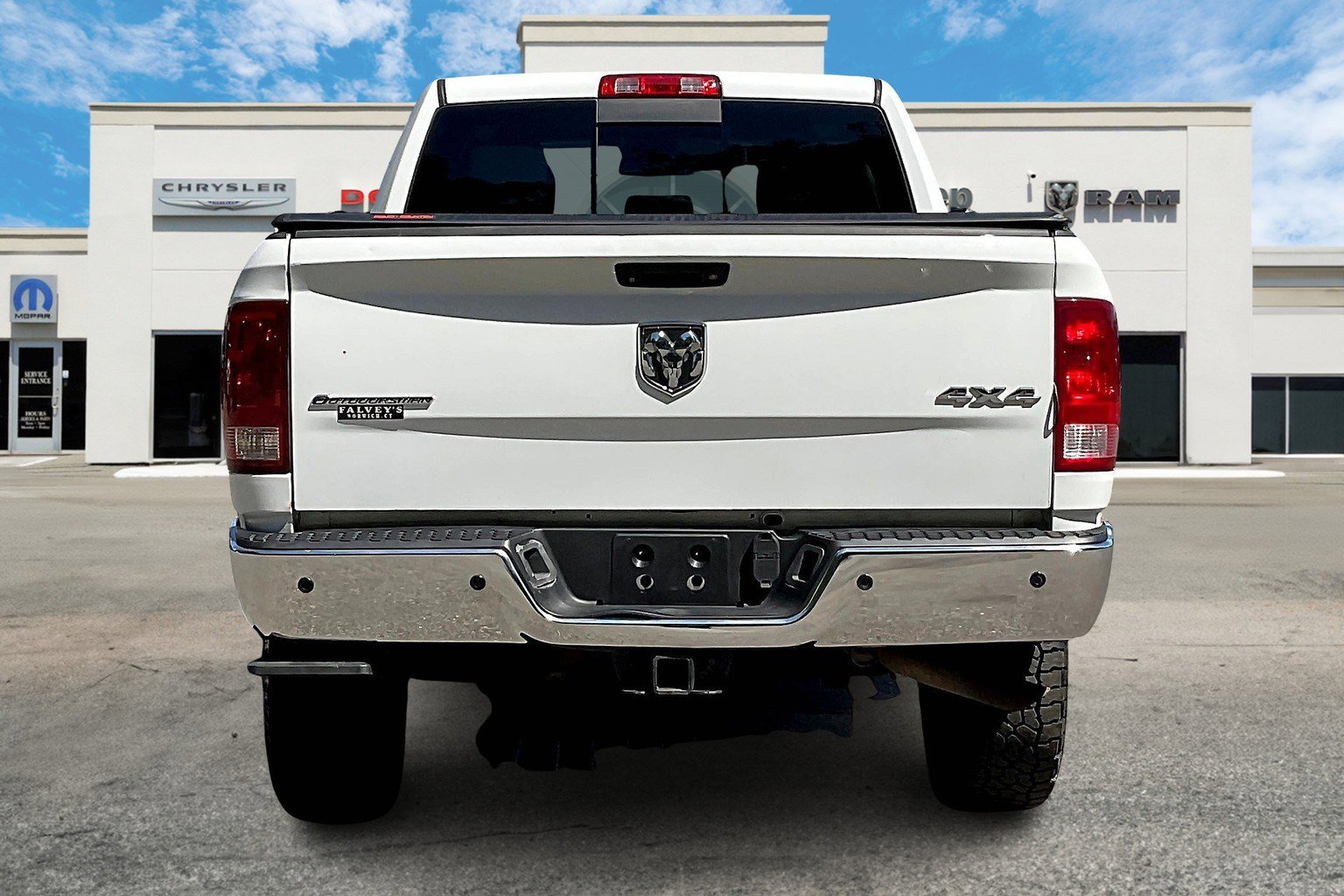 Used 2016 RAM 2500 Outdoorsman image 4