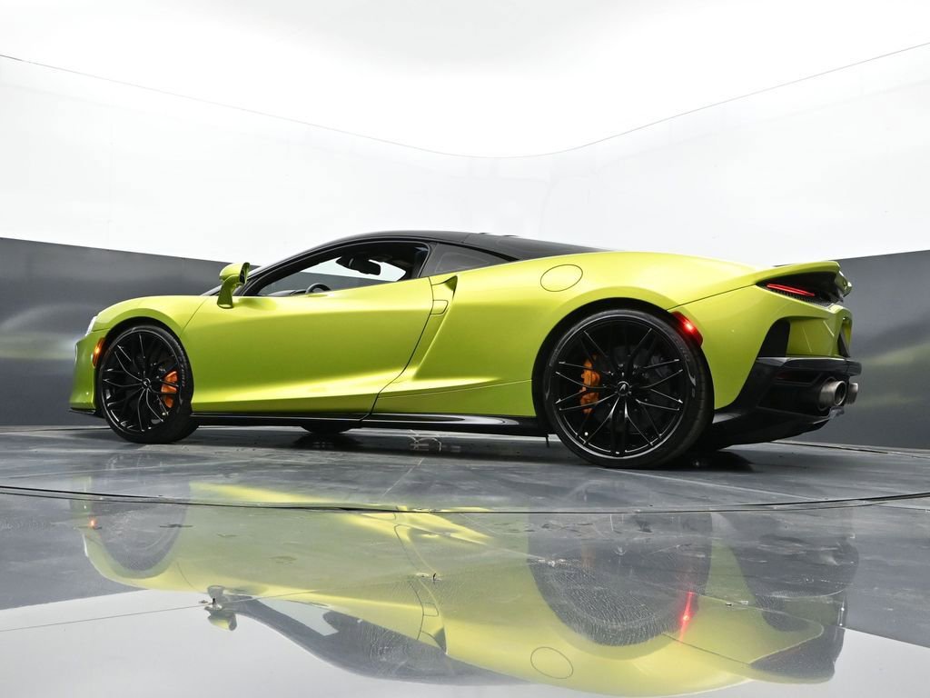 Used 2022 McLaren GT image 50