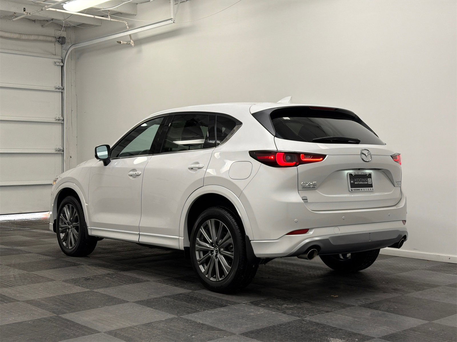 Used 2025 MAZDA CX-5 Signature image 6