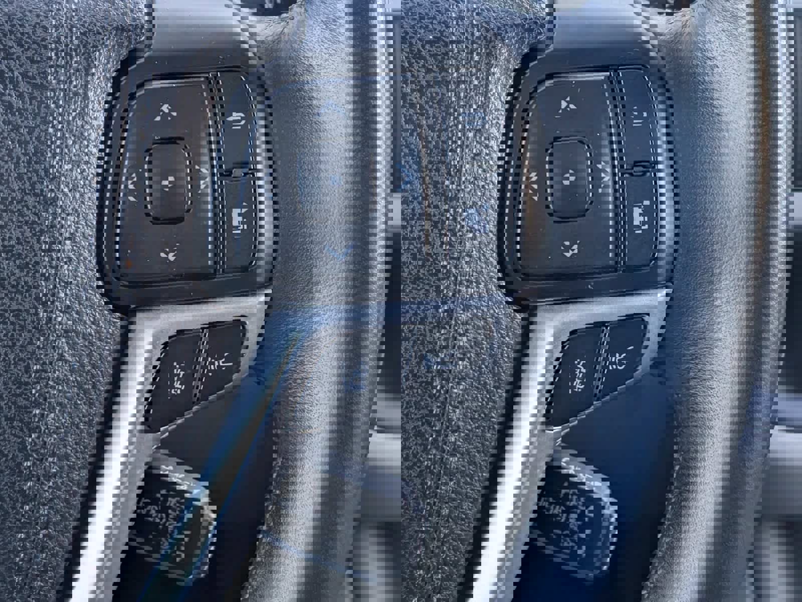 Used 2018 Toyota Highlander XLE image 24