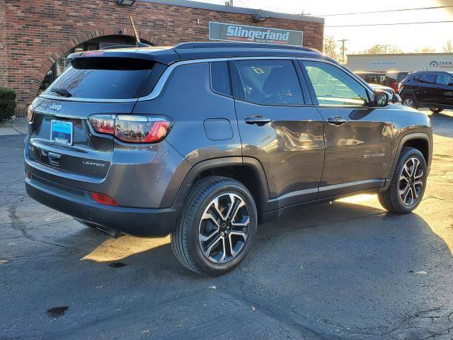 Used 2022 Jeep Compass Limited image 4
