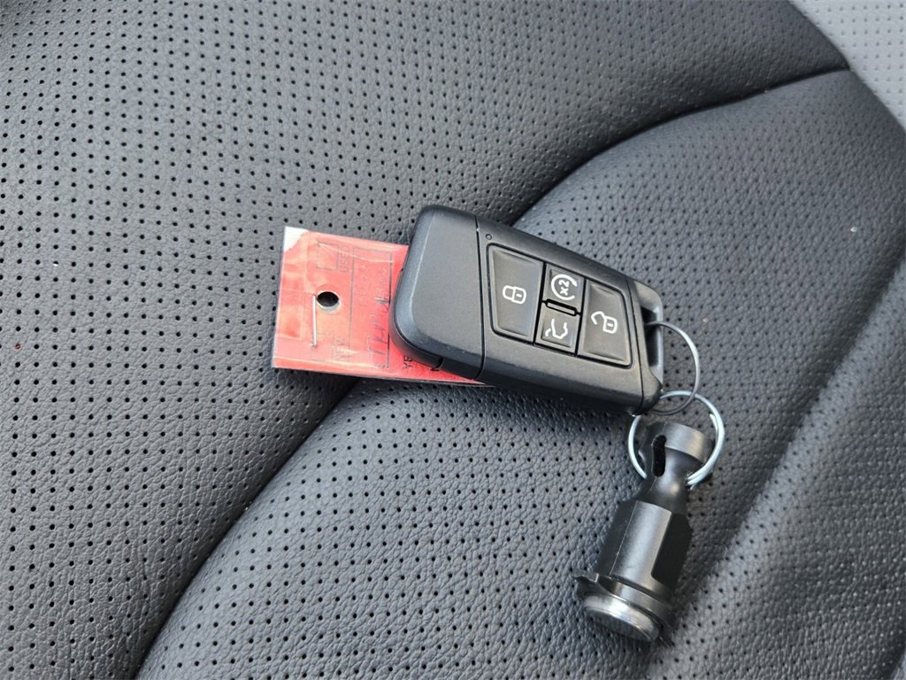 Certified 2024 Volkswagen Taos SEL image 19