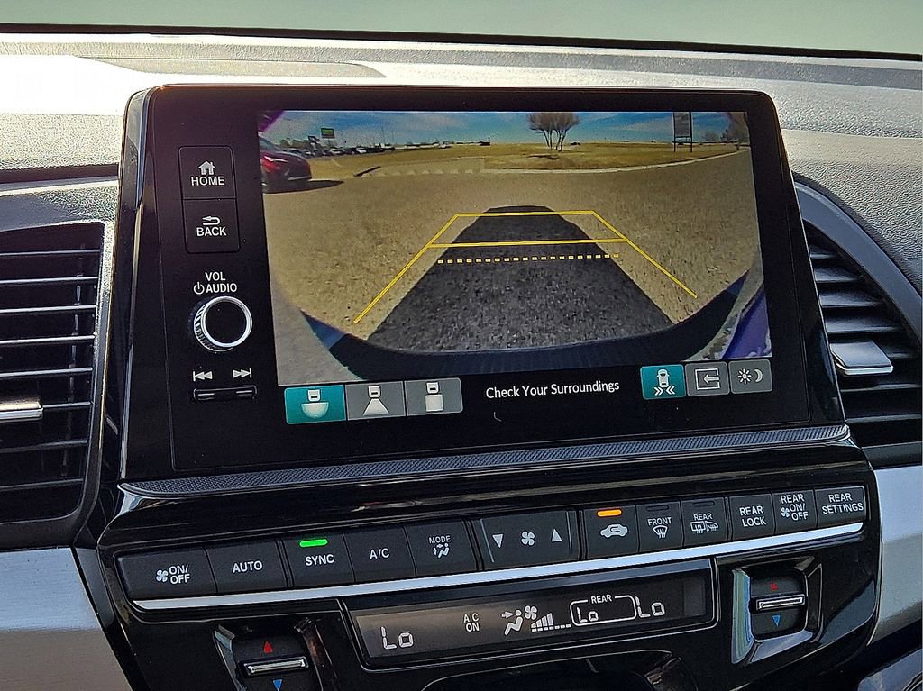 Used 2025 Honda Odyssey Touring image 28
