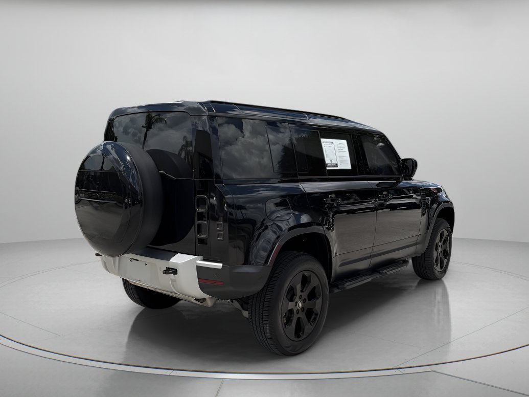 Used 2025 Land Rover Defender 110 S AWD/4WD image 3