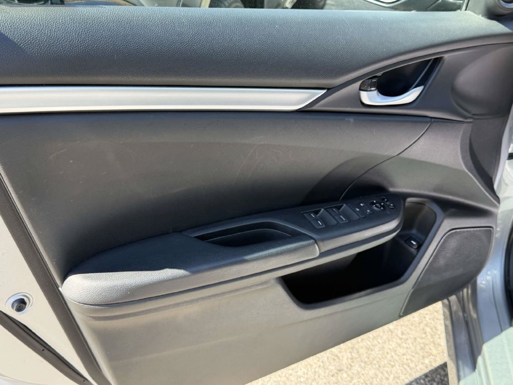 Used 2021 Honda Civic Sport image 17
