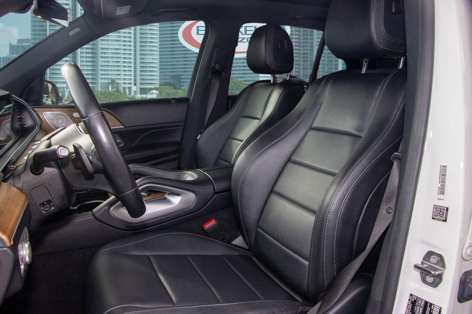 Used 2021 Mercedes-Benz GLE 350 w/ 3rd Row Seat Package image 6