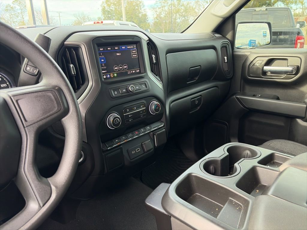 Used 2022 Chevrolet Silverado 1500 Custom image 20