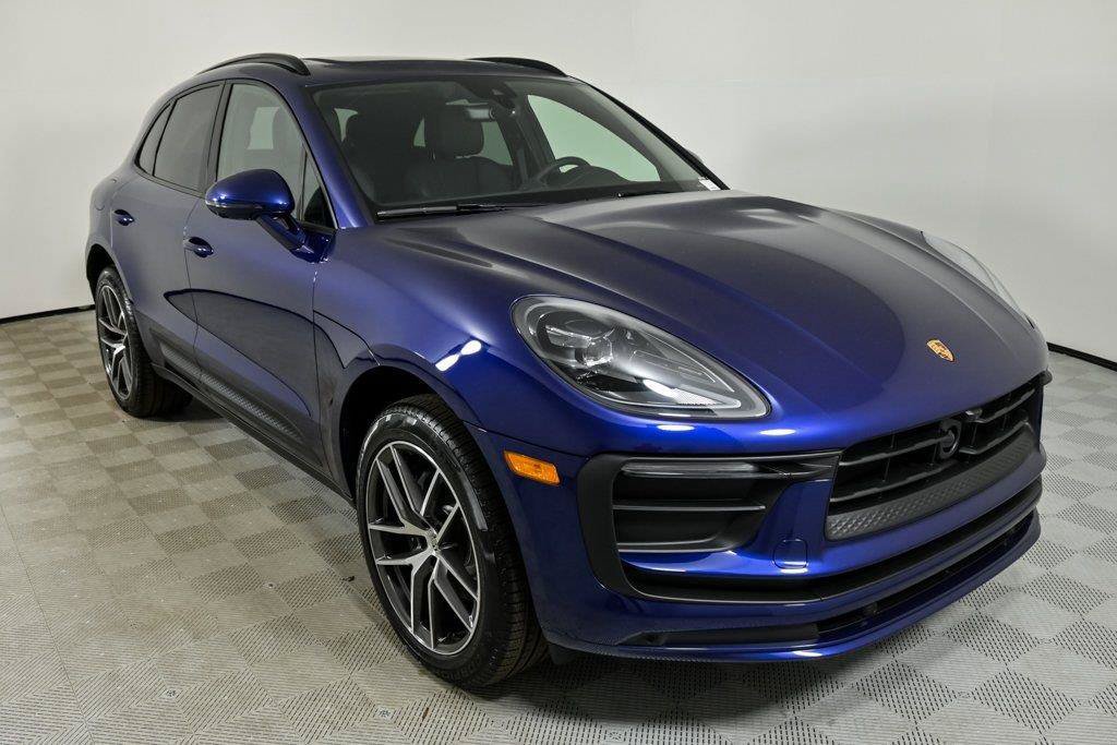 Used 2026 Porsche Macan AWD/4WD image 27