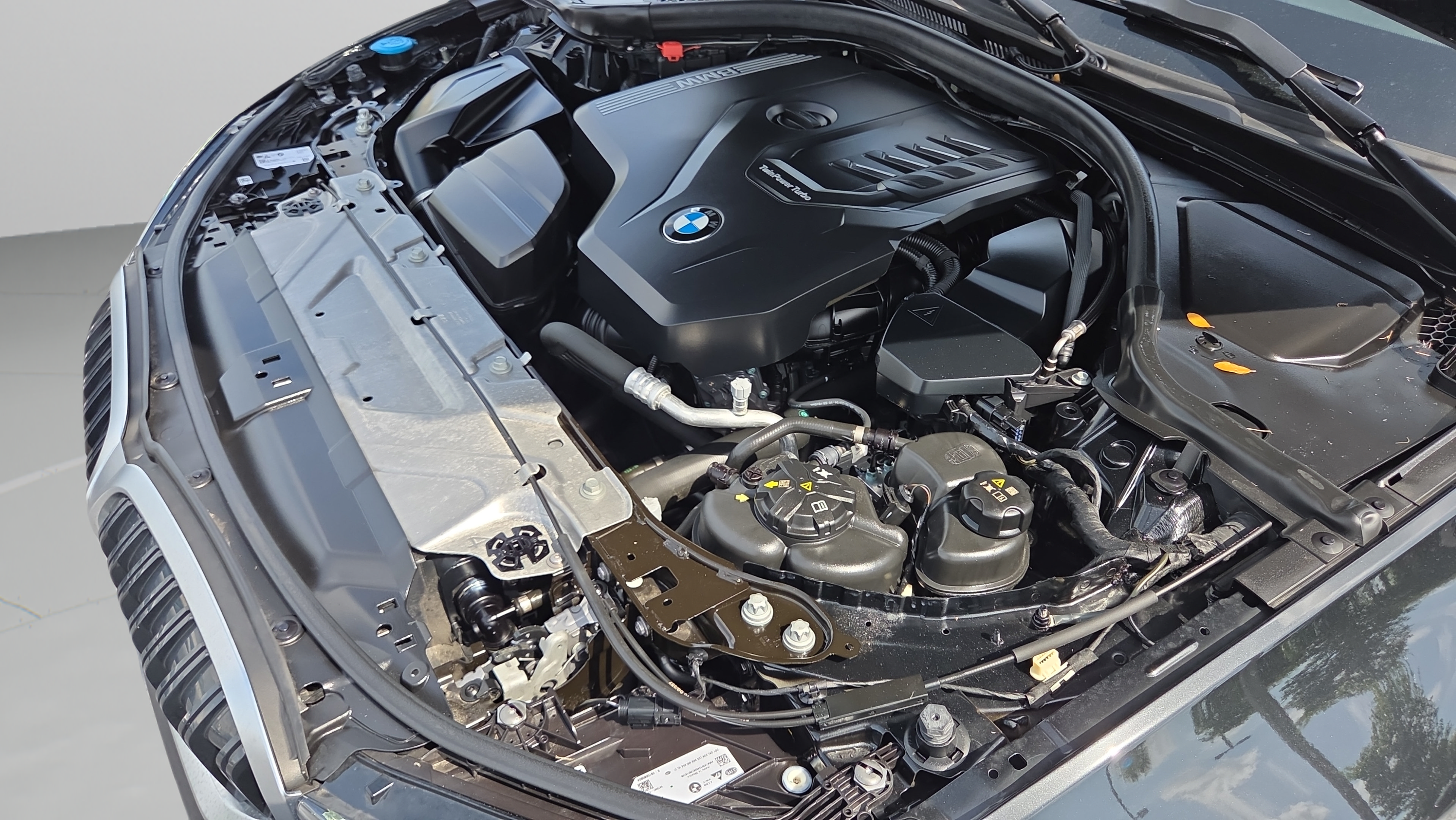 Used 2023 BMW 330i Sedan w/ Driving Assistance Package RWD image 20