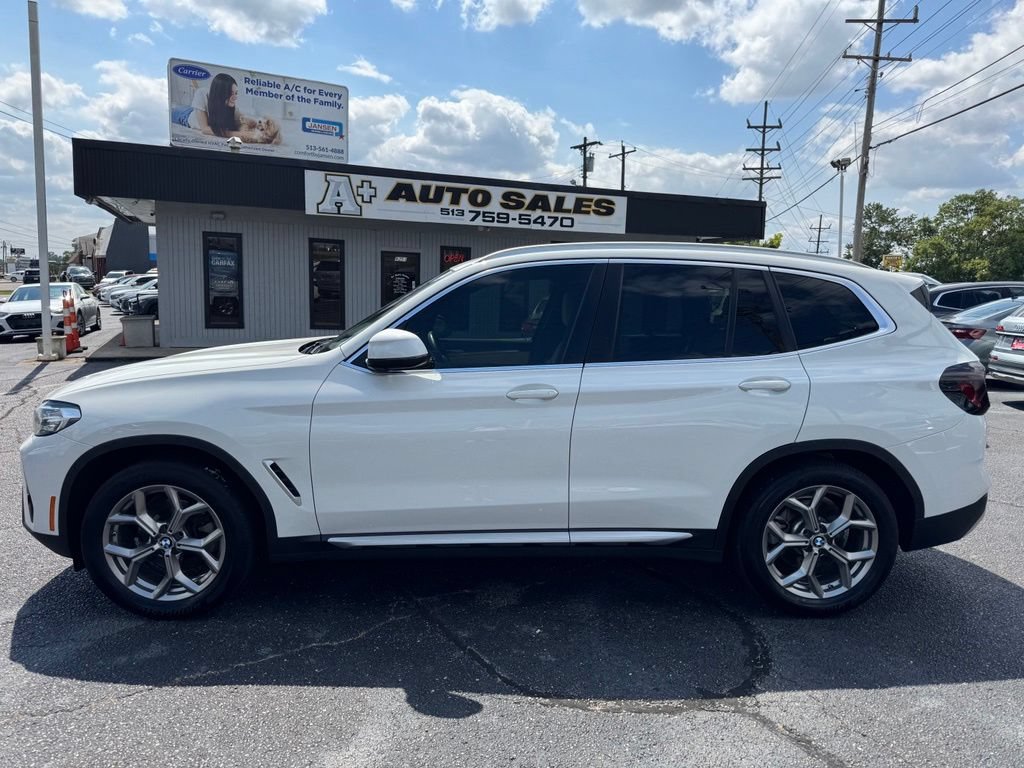 Used 2023 BMW X3 xDrive30i w/ Premium Package AWD/4WD image 2