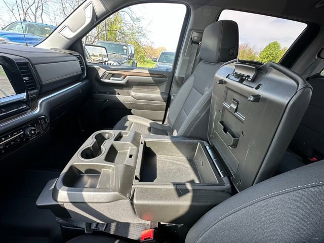 Used 2023 Chevrolet Silverado 1500 LT Trail Boss AWD/4WD image 27