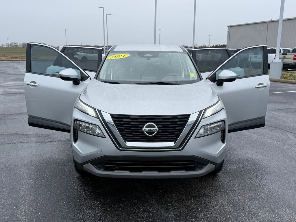 Used 2021 Nissan Rogue SV image 21