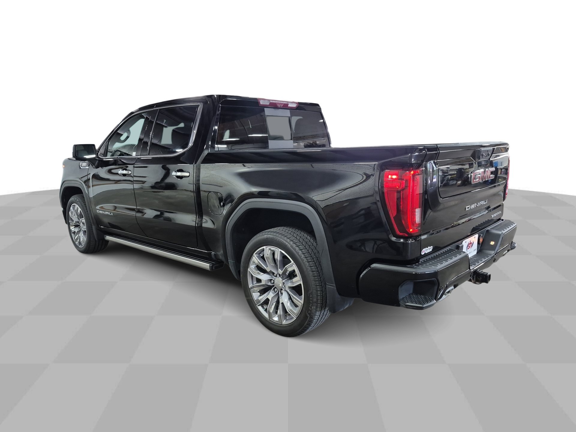 Certified 2022 GMC Sierra 1500 Denali w/ Technology Package AWD/4WD image 7